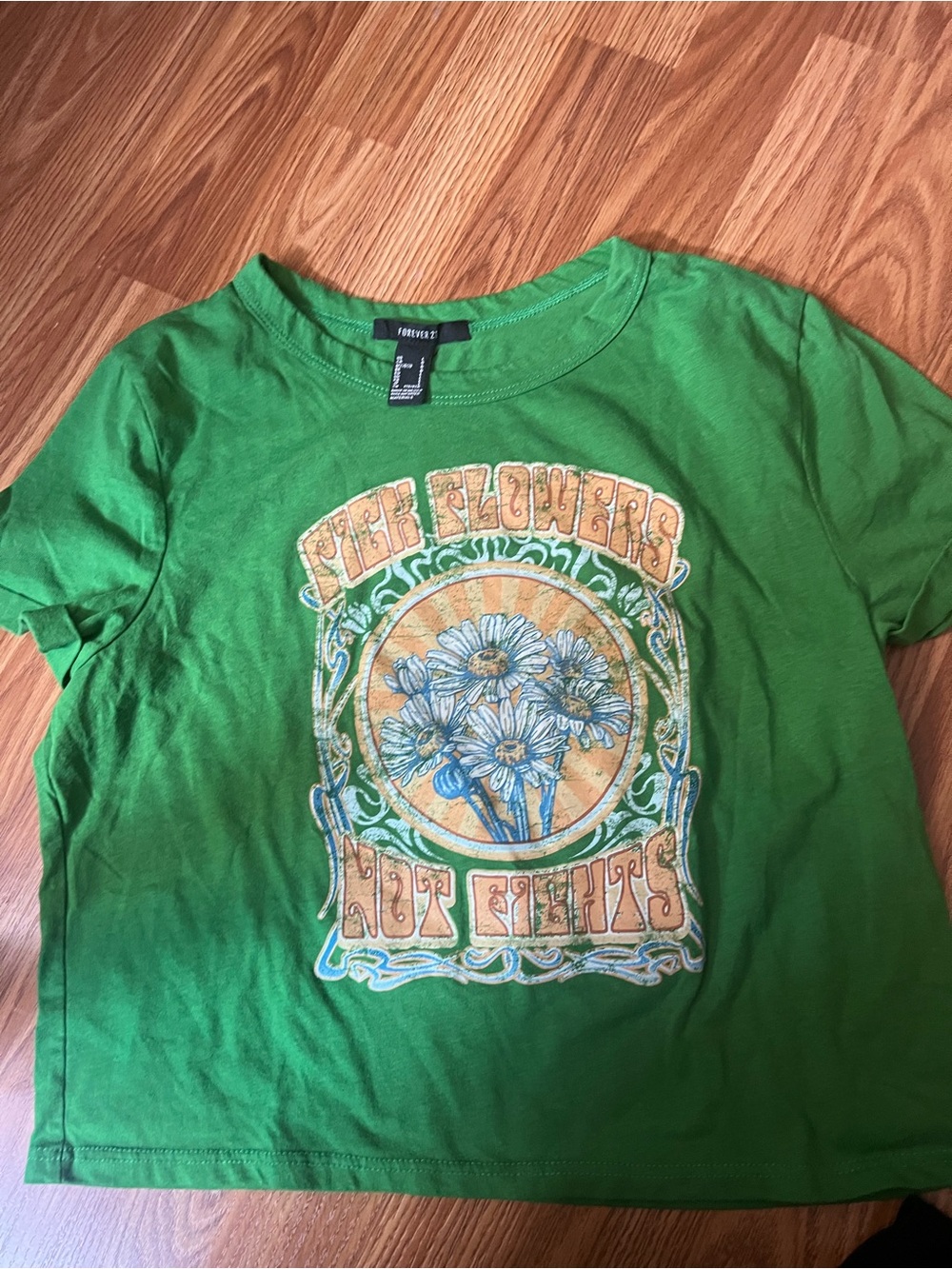 Forever 21 Green Graphic 'Fleur Flowers' Tee